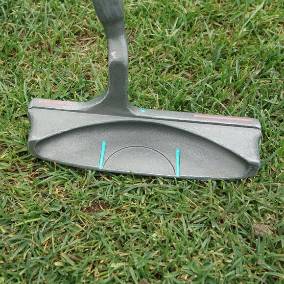 FAZER HOT-1 PRECISION BALANCED Model III Right Handed Putter - Picture 7 of 14